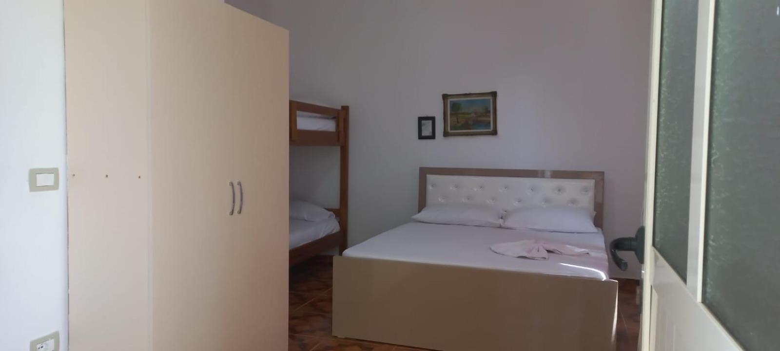 VlorëNovruzi Complex别墅 外观 照片